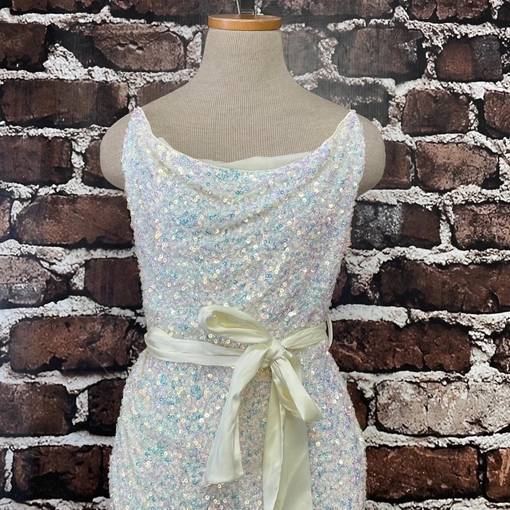 Mable Dress NWT Mini Sequin Sleeveless Scoop Neck Off White Pink Size Medium M - Picture 6 of 15